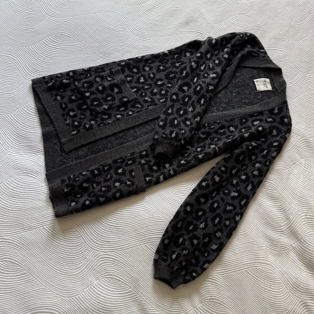 Abercrombie & Fitch Black Gray Leopard Print Open Cardigan